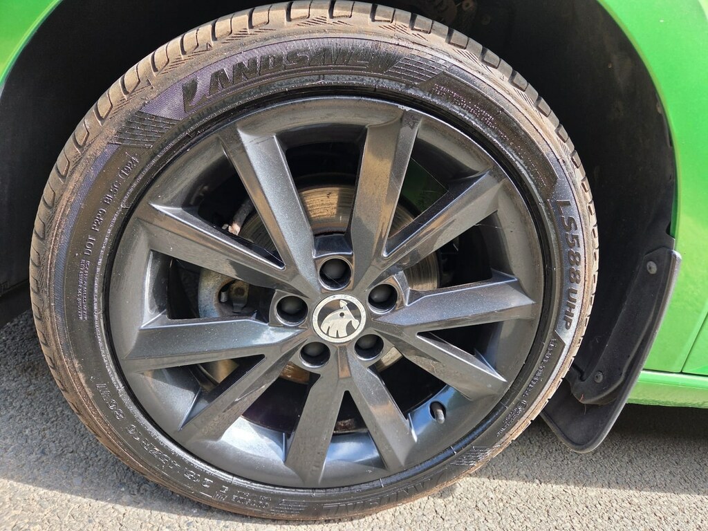 Skoda Fabia Colour Edition Tsi 5-Door Blue #13