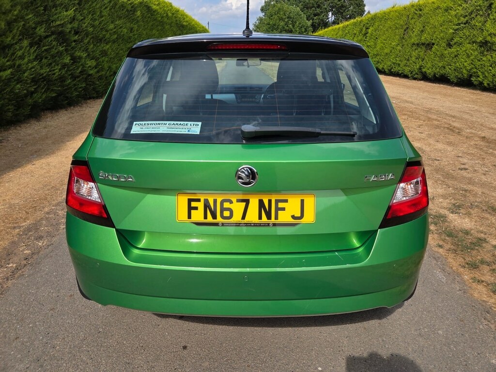 Skoda Fabia 1.0 Tsi Colour Edition  #5