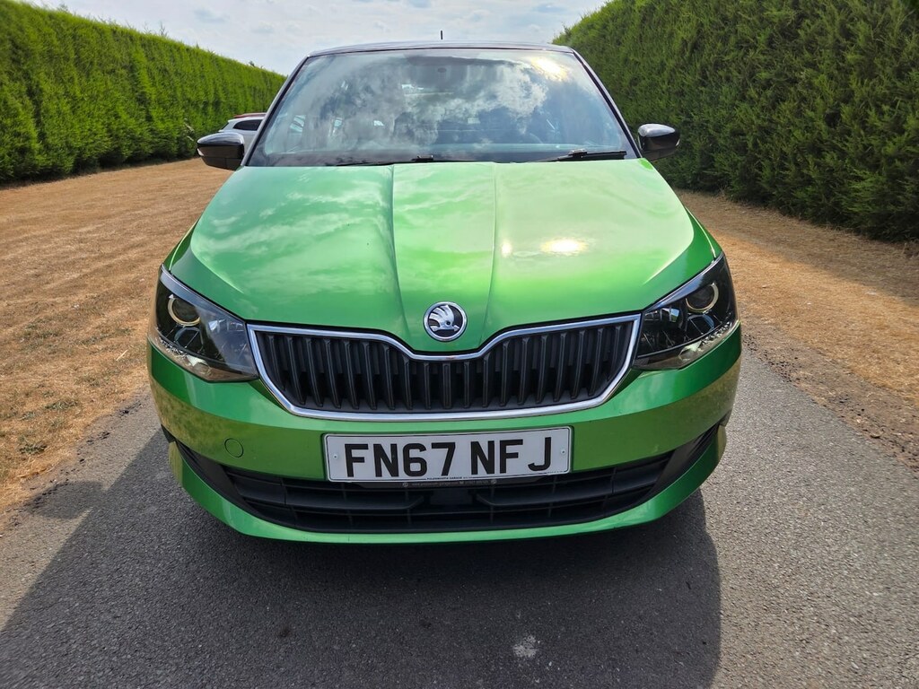 Skoda Fabia 1.0 Tsi Colour Edition  #2