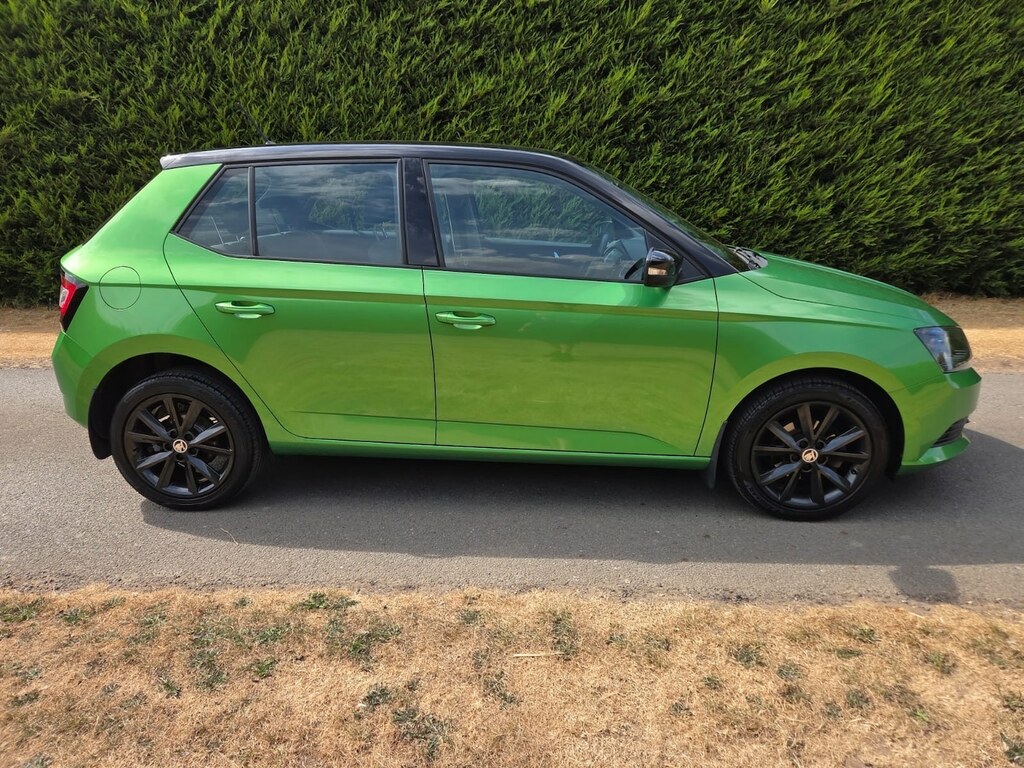 Skoda Fabia 1.0 Tsi Colour Edition  #3