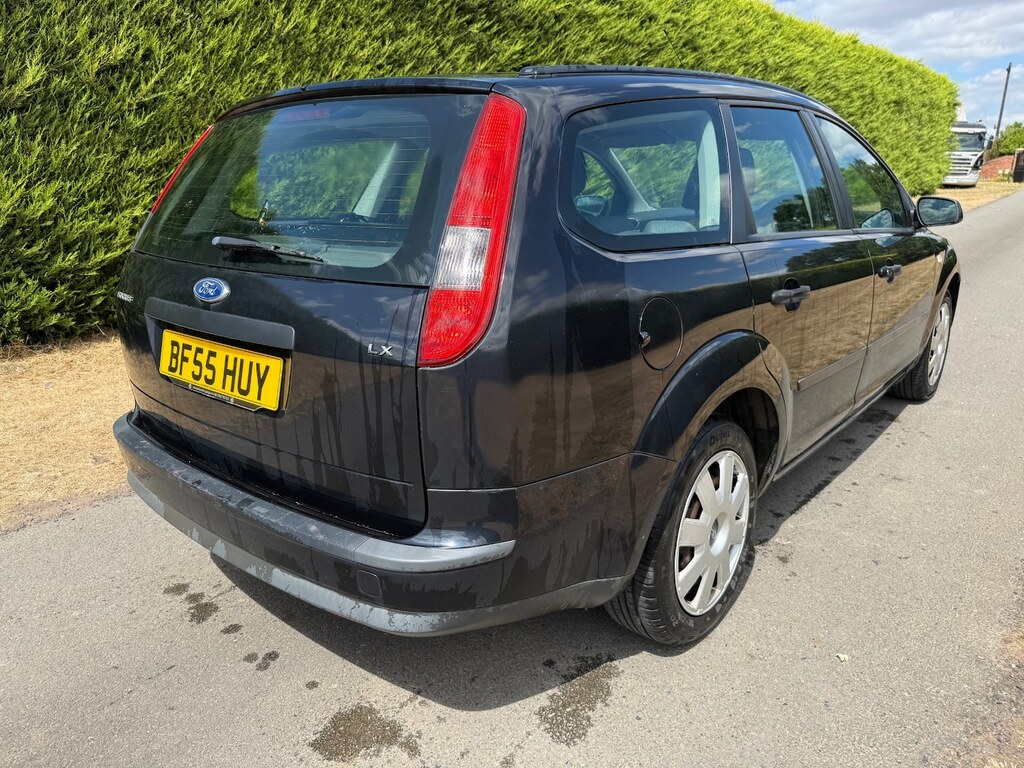 Ford Focus 2005 Ford Focus 1.6 Zetec Just 129,000 Silver #7