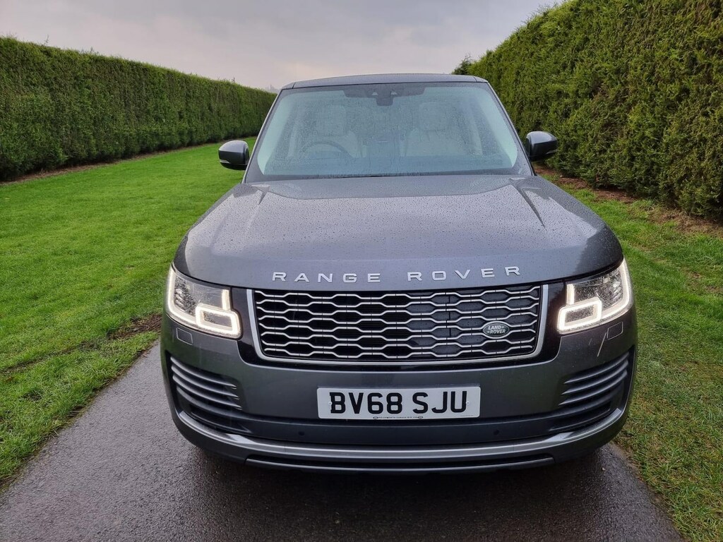 Land Rover Range Rover 2.0 P400e Vogue Se Grey #2