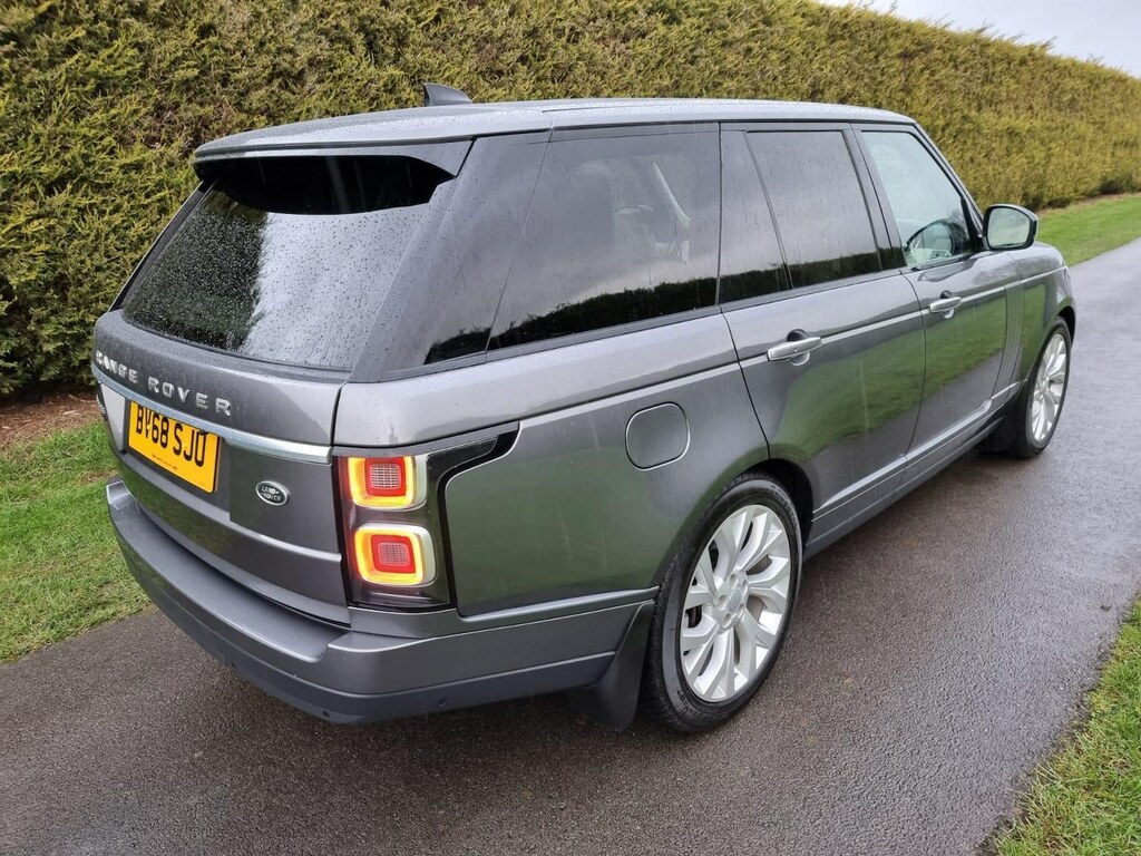 Land Rover Range Rover 2.0 P400e Vogue Se Grey #4