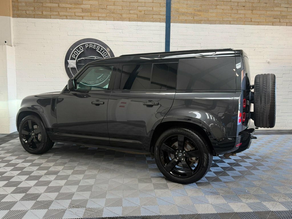 Land Rover Defender 110 3.0 D300 Mhev X-dynamic Hse Hard Top Suv 4Wd #3