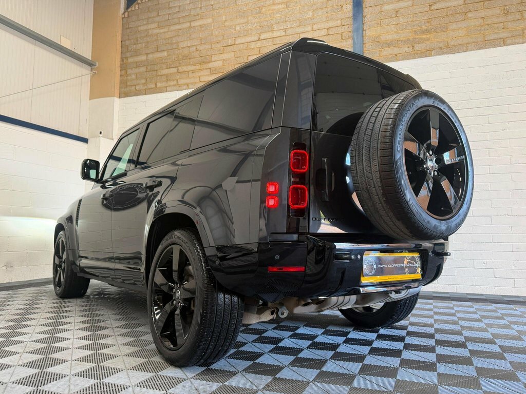 Land Rover Defender 110 3.0 D300 Mhev X-dynamic Hse Hard Top Suv 4Wd #6