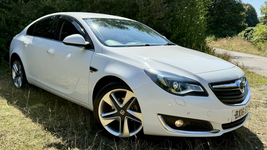 Vauxhall Insignia Hatchback 1.4 I Turbosri Navcarplay-bt-dab-cam-1 White
