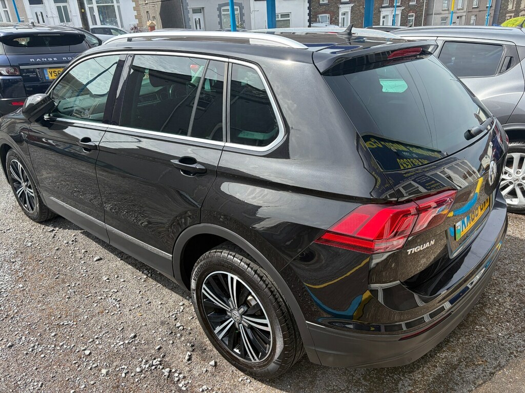 Volkswagen Tiguan 2.0 Tdi 150 Se Nav Black #4