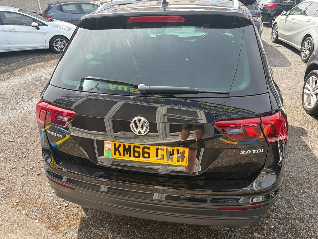 Volkswagen Tiguan 2.0 Tdi 150 Se Nav Black #5