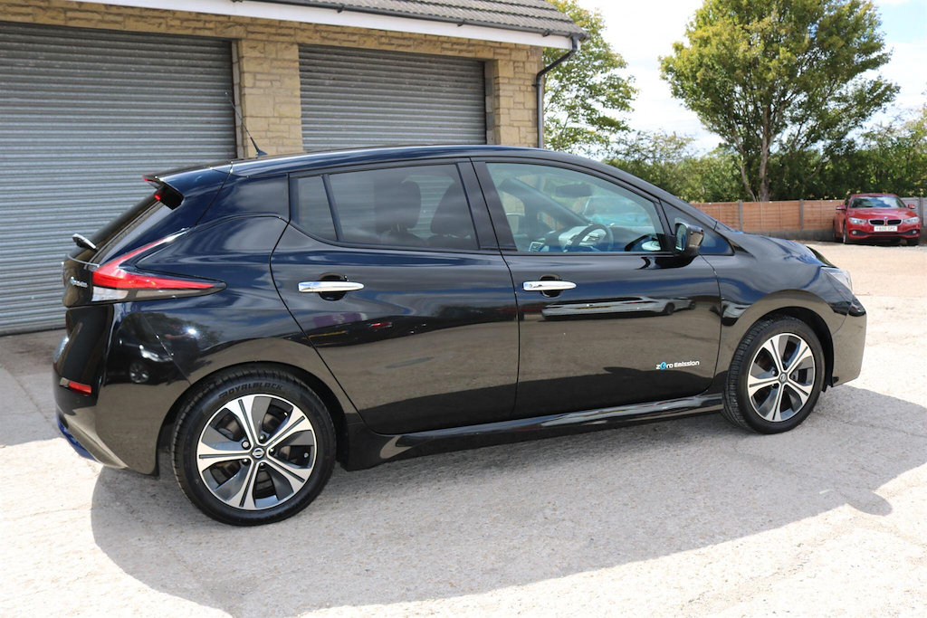 Nissan Leaf 40Kwh 2.Zero Black #5