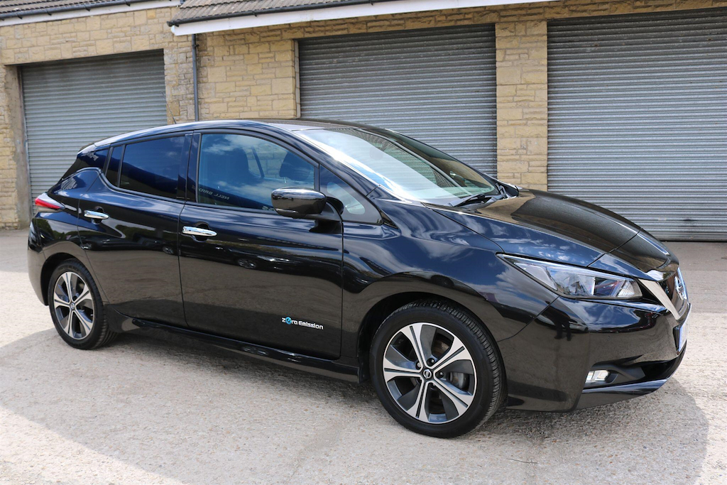 Nissan Leaf 40Kwh 2.Zero Black #2