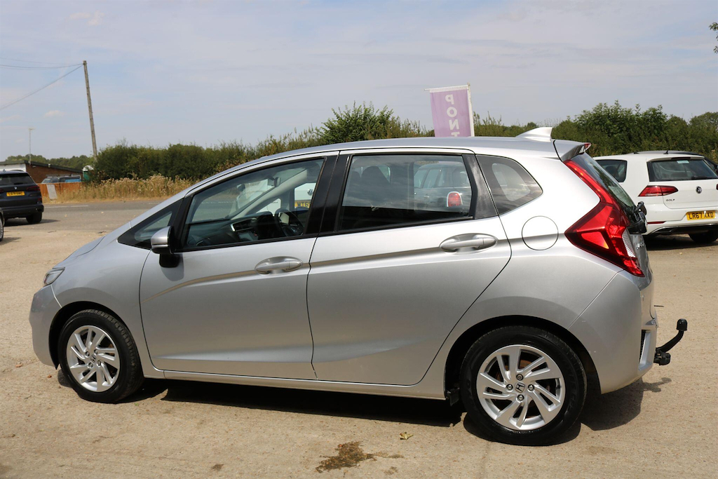 Honda Jazz 1.3 Ex Navi Cvt Red #11