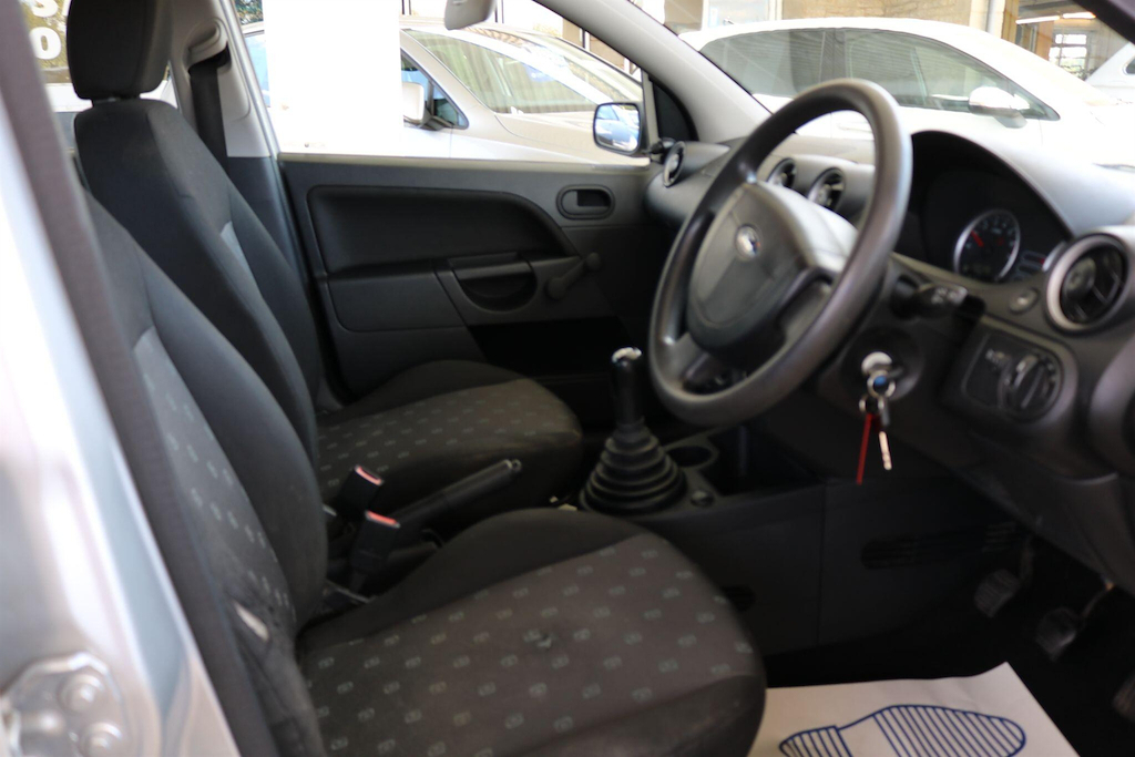 Ford Fiesta 1.2 LX 16V 74 Bhp Silver #6