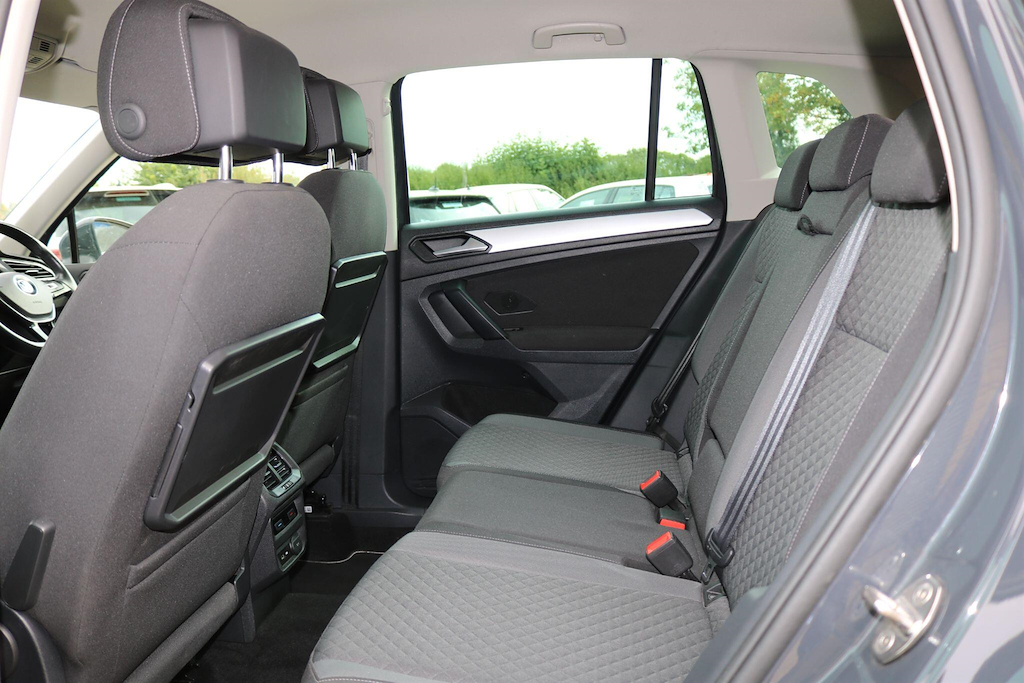 Volkswagen Tiguan White #22