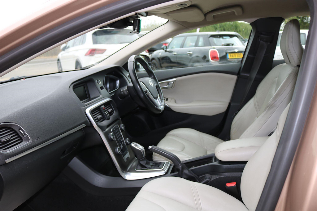 Volvo V40 1.6 T4 Se Lux Nav Euro 5 Ss Brown #19