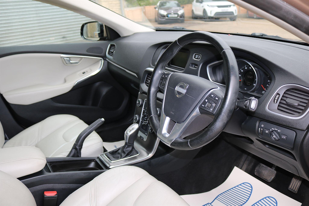 Volvo V40 1.6 T4 Se Lux Nav Euro 5 Ss Brown #17