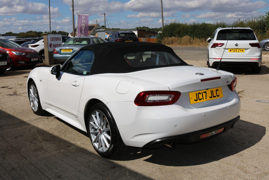 Fiat 124 Spider 124 Spider 1.4 Multiair Lusso Convertible Red #25