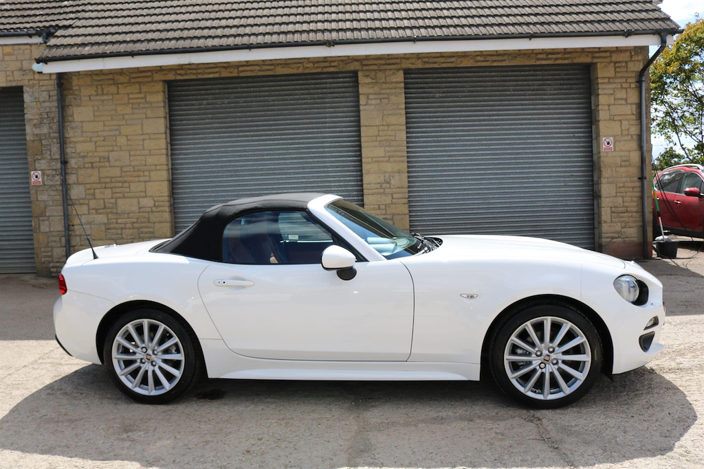 Fiat 124 Spider 124 Spider 1.4 Multiair Lusso Convertible Red #23