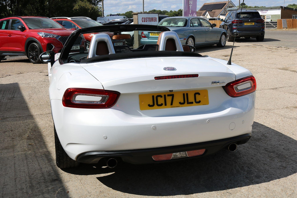 Fiat 124 Spider 124 Spider 1.4 Multiair Lusso Convertible Red #9