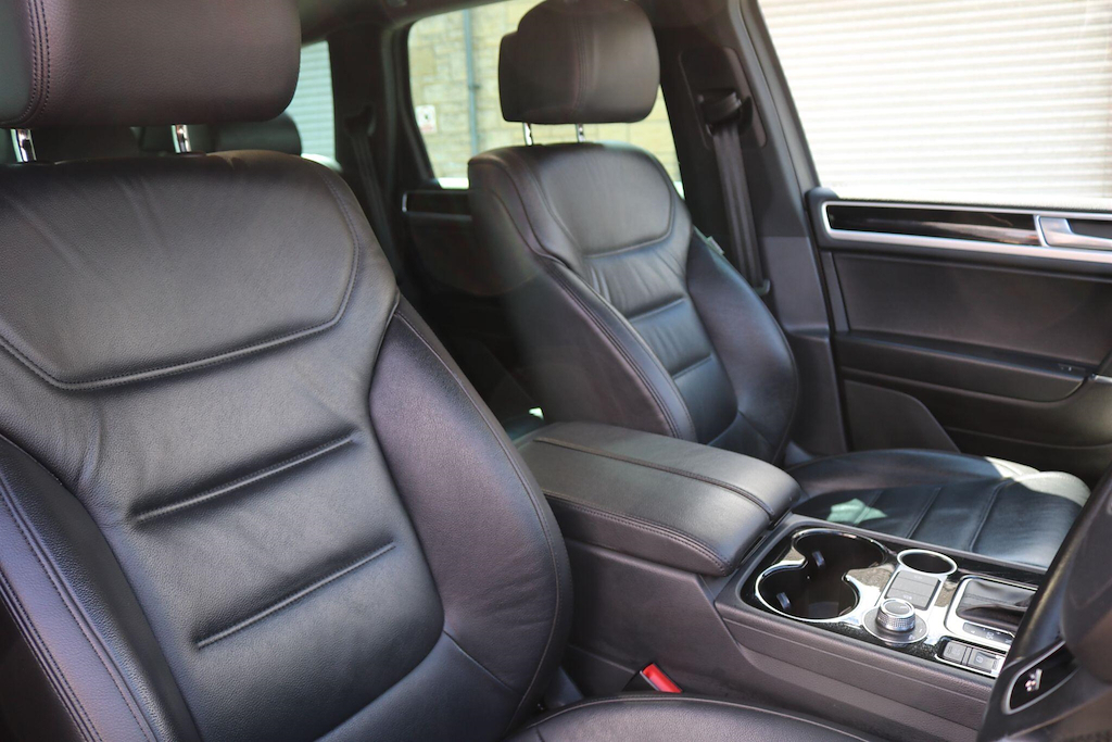Volkswagen Touareg V6 R-line Plus Tdi Bluemotion Technology Black #18