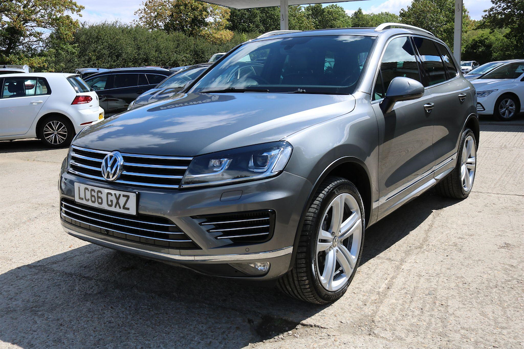 Volkswagen Touareg V6 R-line Plus Tdi Bluemotion Technology Black #15
