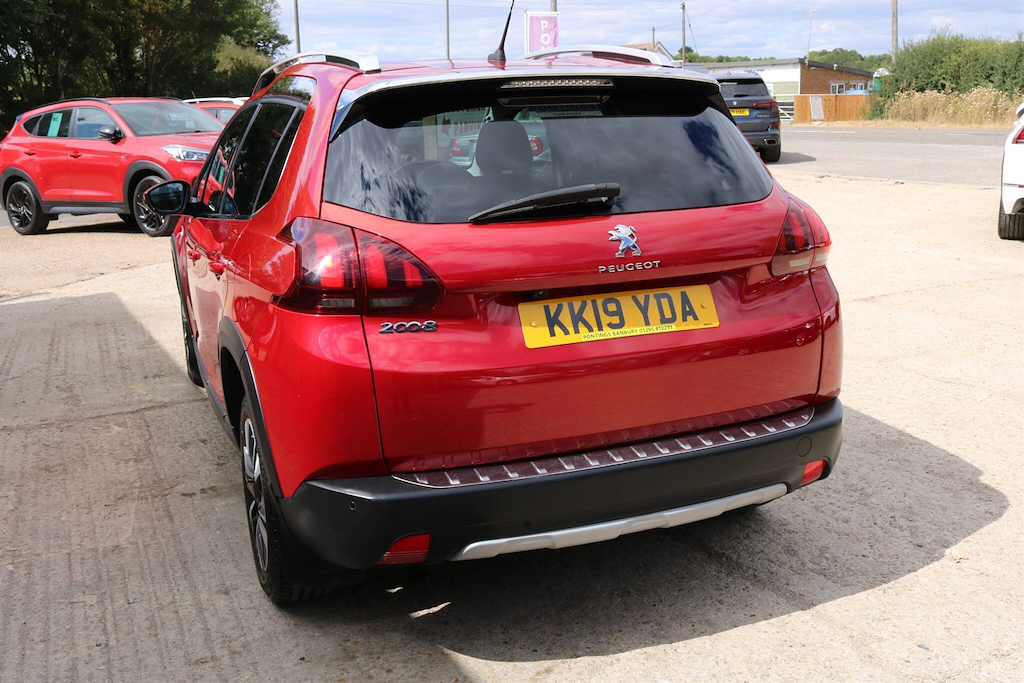Peugeot 2008 1.2 Puretech Signature Start Stop #9