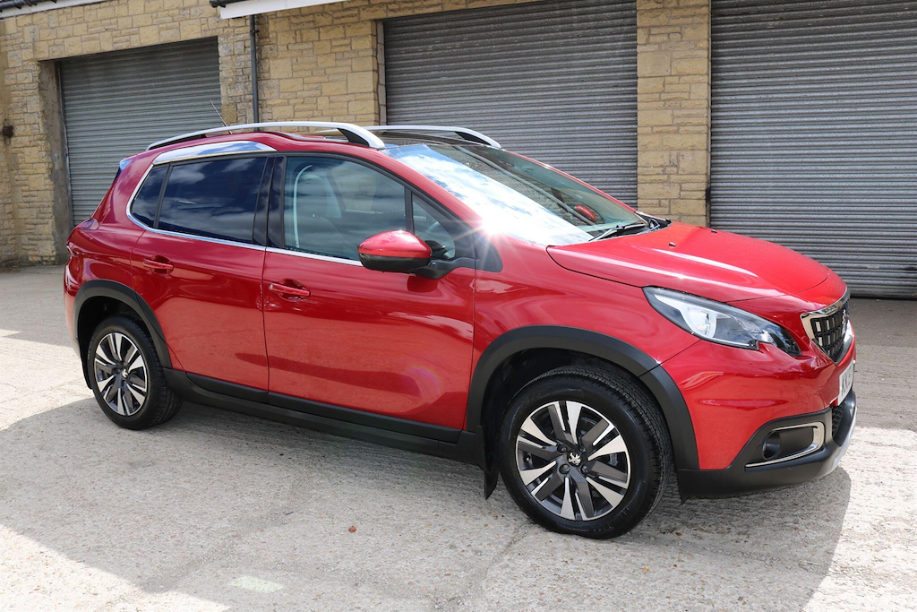 Peugeot 2008 1.2 Puretech Allure Premium Euro 6 Ss #2