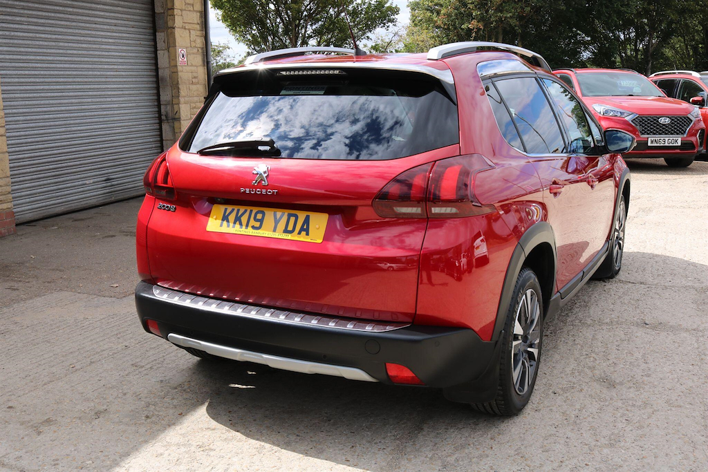 Peugeot 2008 1.2 Puretech Signature Start Stop #7