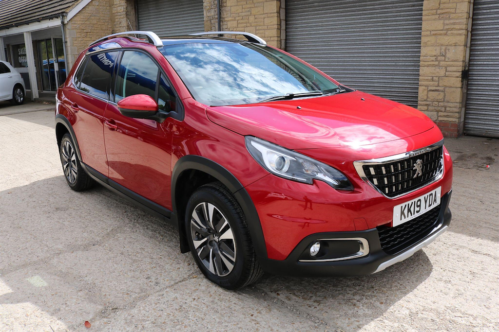 Peugeot 2008 1.2 Puretech Allure Premium Euro 6 Ss