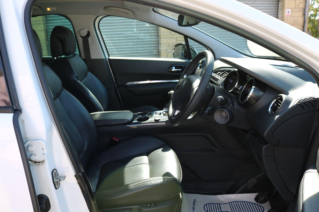 Peugeot 3008 Suv 1.6 E-hdi Active Egc Euro 5 Ss 201313 White #17
