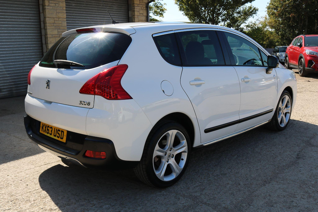 Peugeot 3008 Suv 1.6 E-hdi Active Egc Euro 5 Ss 201313 White #7
