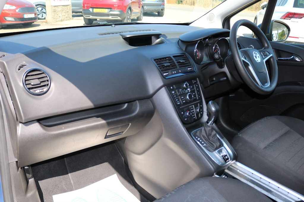 Vauxhall Meriva 1.4I Tech Line Mpv Euro 6 100 P White #19