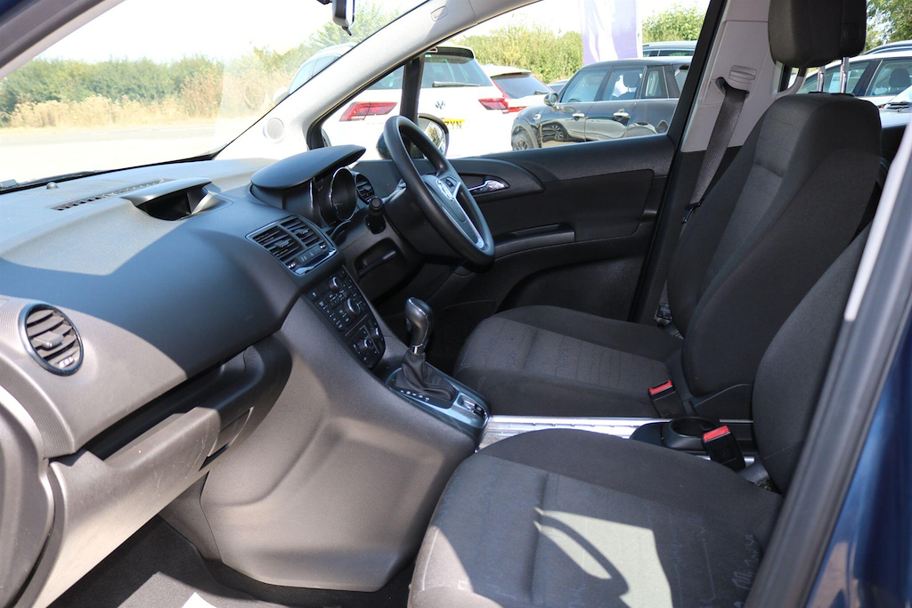 Vauxhall Meriva 1.4I Tech Line Mpv Euro 6 100 P White #18