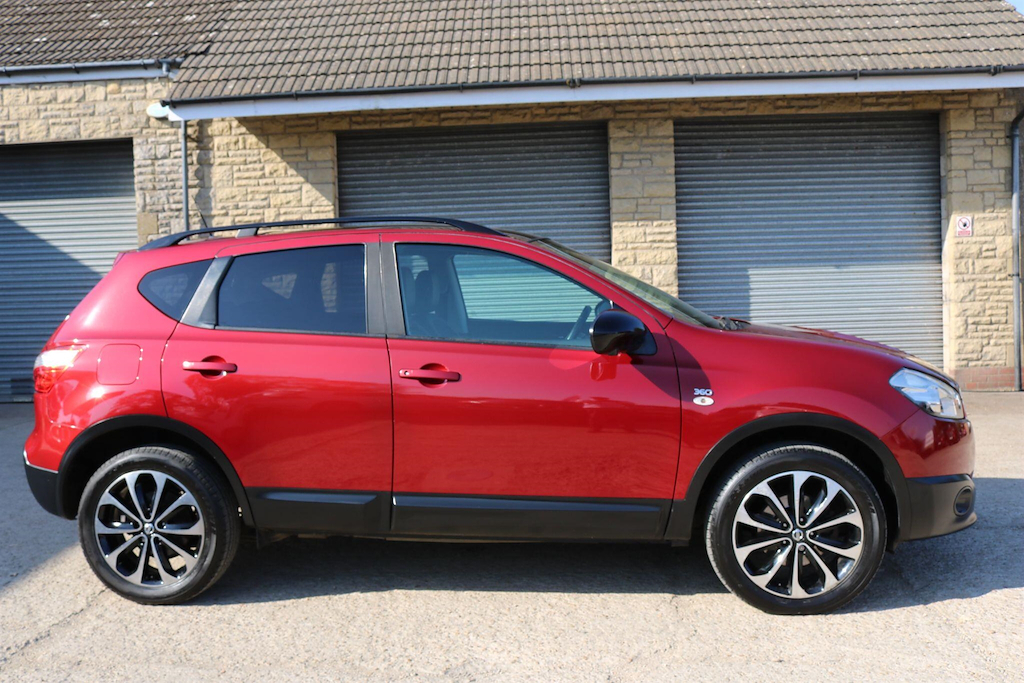 Nissan Qashqai 1.5L 360 Red #4