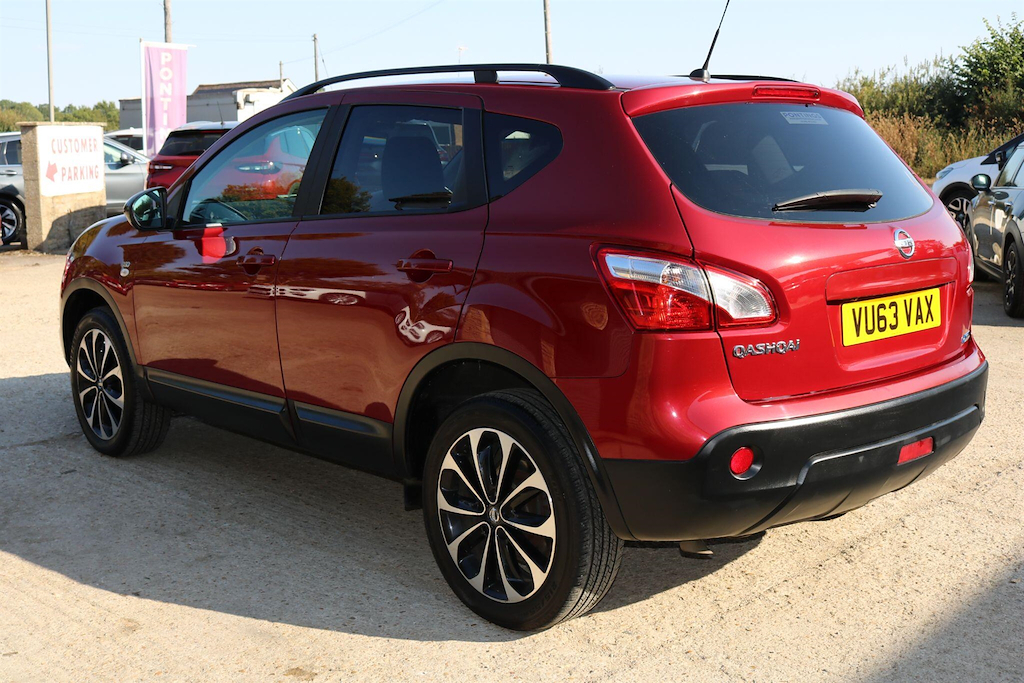 Nissan Qashqai 1.5L 360 Red #10