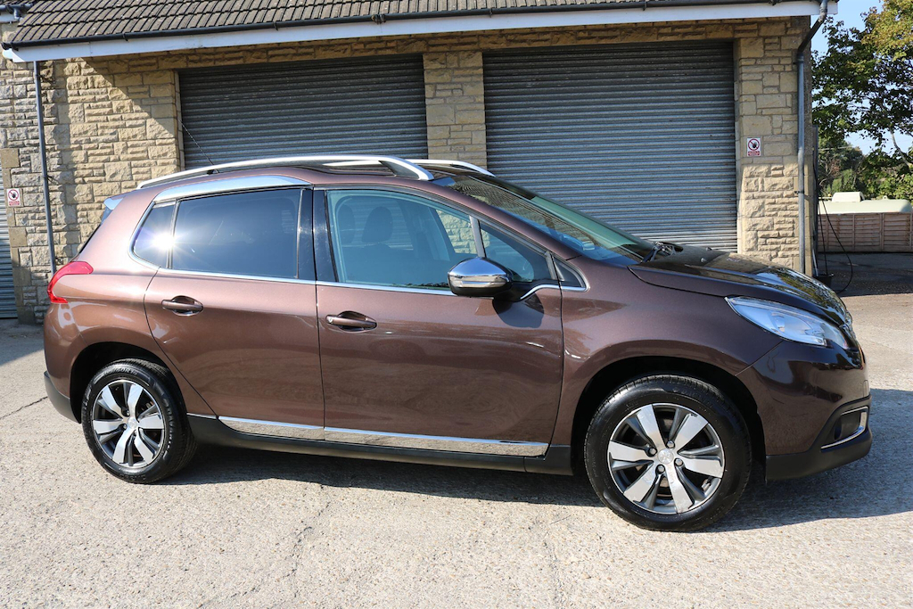 Peugeot 2008 1.6 E-hdi Allure Euro 5 Ss #3