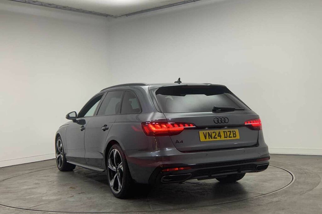 Audi A4 Avant Avant 40 Tfsi 204 Ps S Tronic - 2024 VN24DZB Grey #3