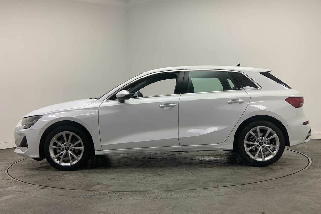 Audi A3 Sport Tfsi 116 Ps 6-Speed - 2026 White #4