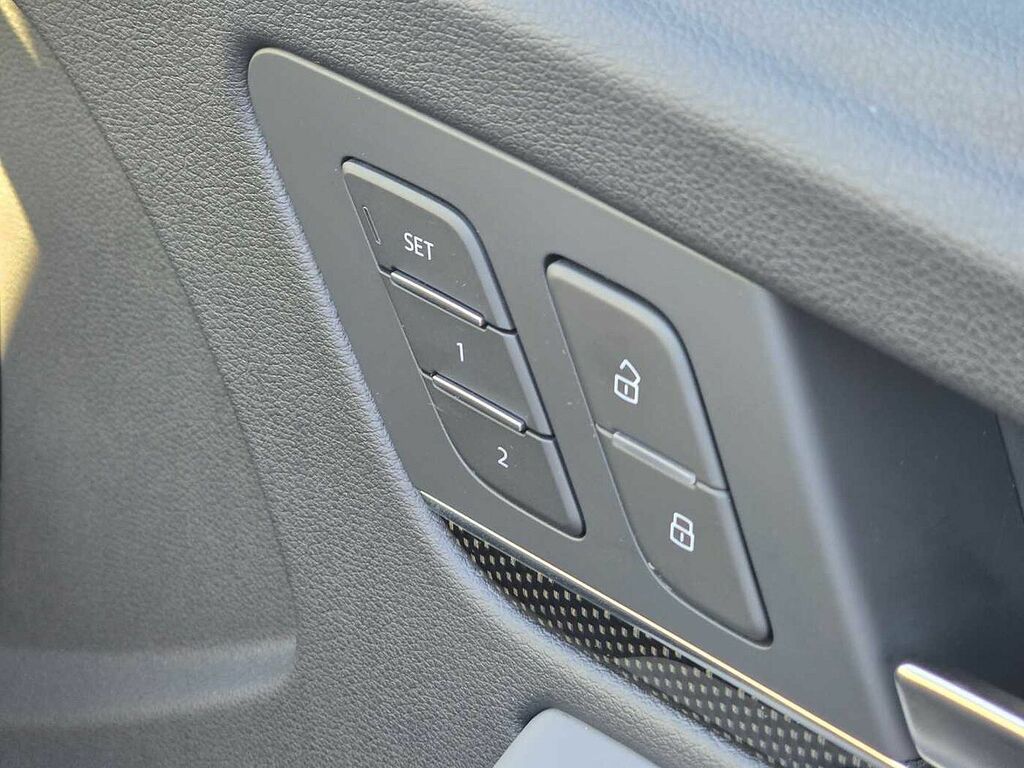 Audi SQ5 Suv Edition 1 Tfsi 367 Ps S Tronic Grey #42