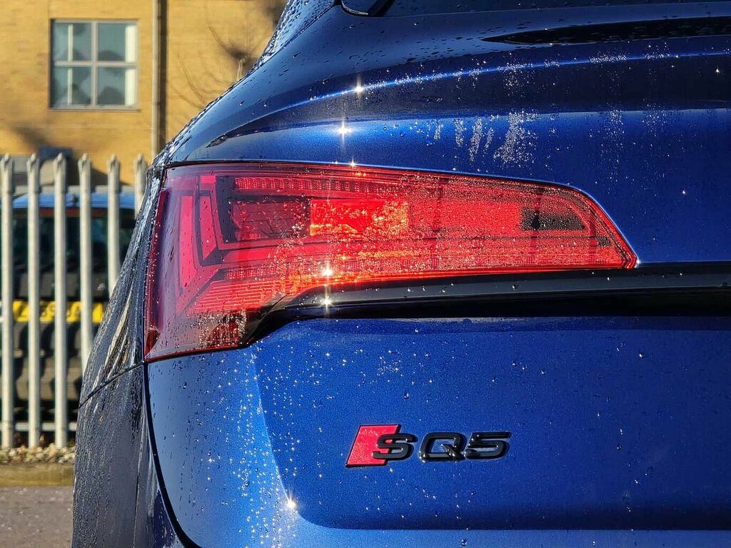Audi SQ5 Suv Edition 1 Tfsi 367 Ps S Tronic Grey #34