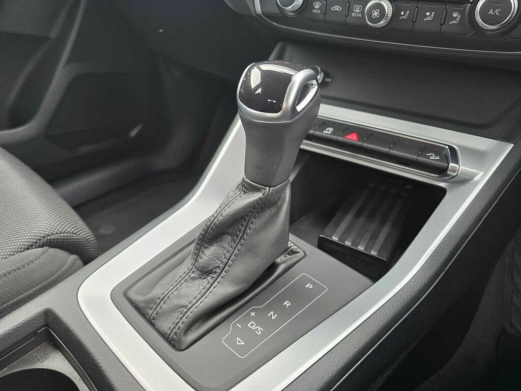 Audi Q3 Q3 S Line Black Edition 35 Tfsi Mhev White #8