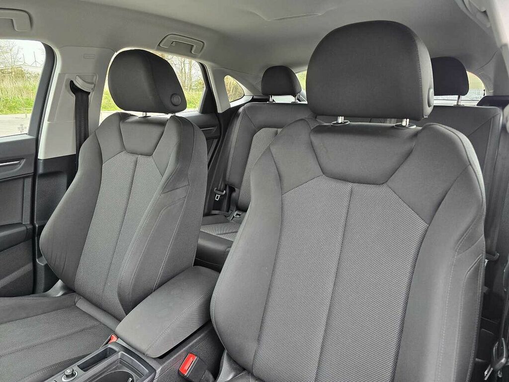 Audi Q3 Q3 S Line Black Edition 35 Tfsi Mhev White #10