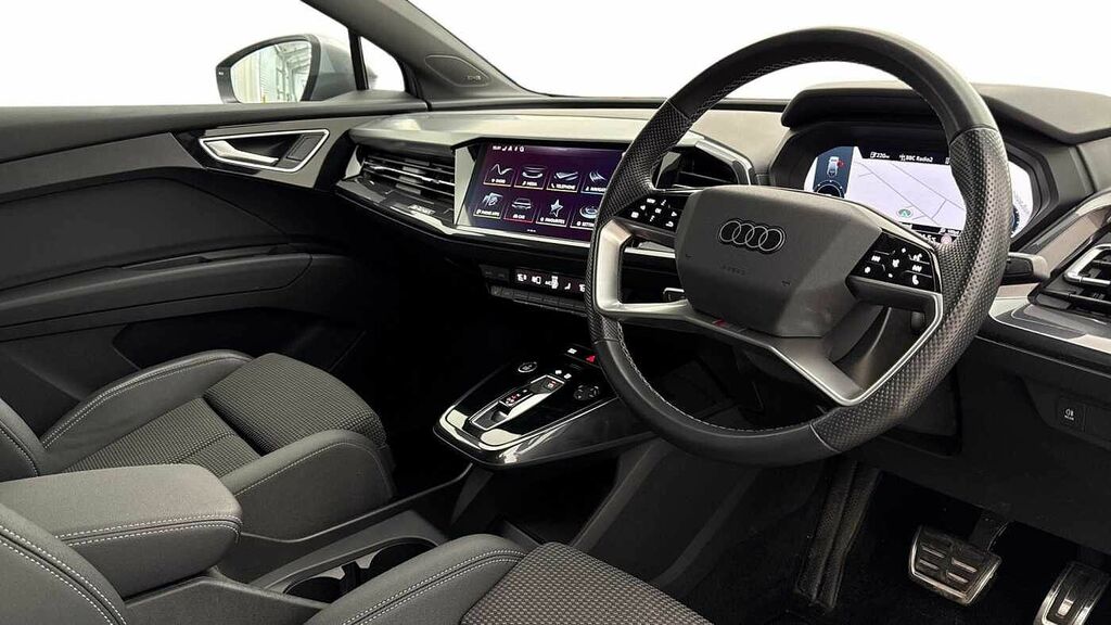 Audi Q4 E Tron Q4 S Line 40 E-tron 150,00 Kw Silver #2