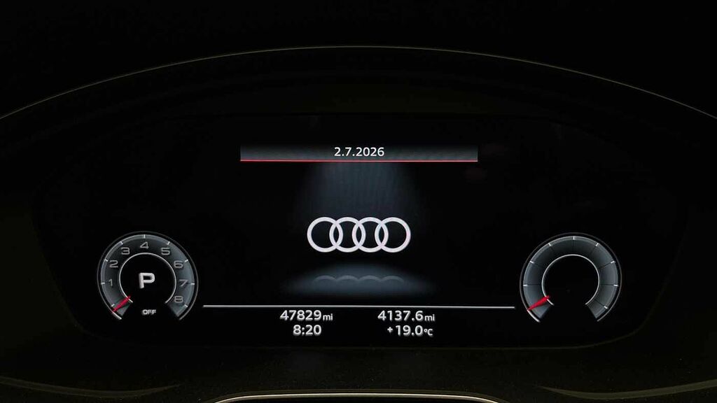Audi A4 Avant Avant Black Edition 40 Tfsi 204 Ps S Tronic Grey #8