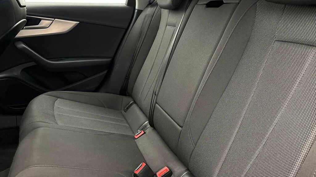 Audi A4 Avant Avant O Black Edition 35 Tfsi 150 Ps S Tronic Black #10