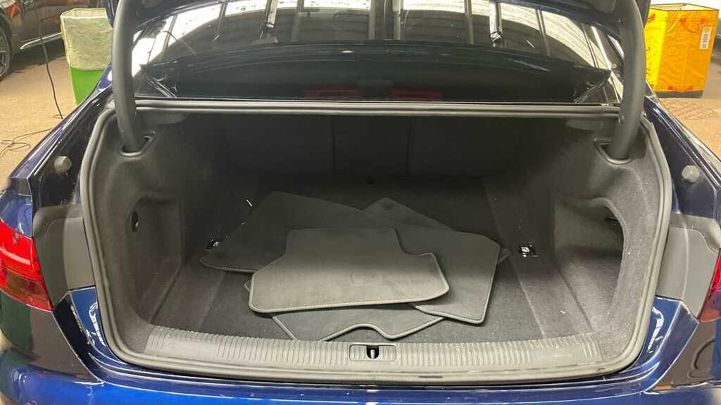 Audi A4 2.0 Tfsi 40 Sport Edition Saloon S Tron Blue #8