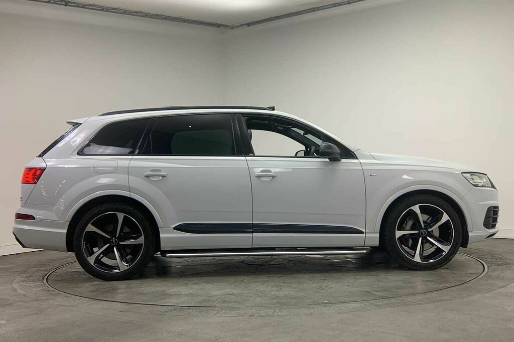Audi Q7 Black Edition 50 Tdi Quattro 286 Ps Tiptronic White #4