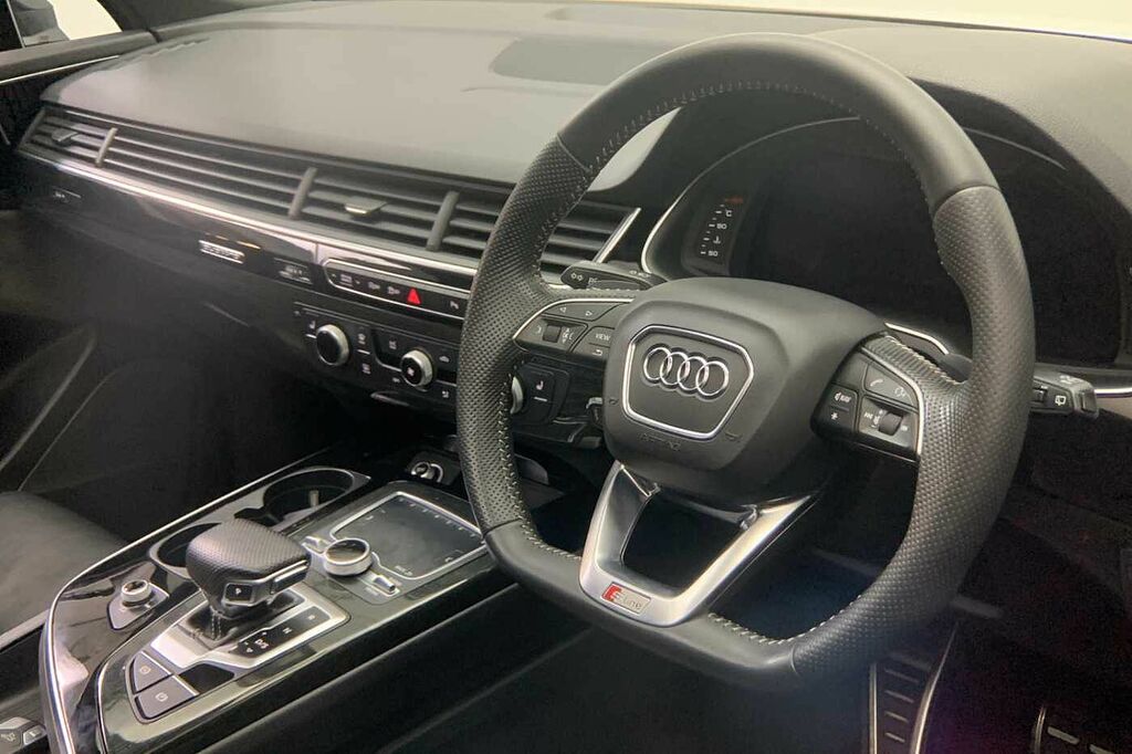 Audi Q7 Black Edition 50 Tdi Quattro 286 Ps Tiptronic White #6