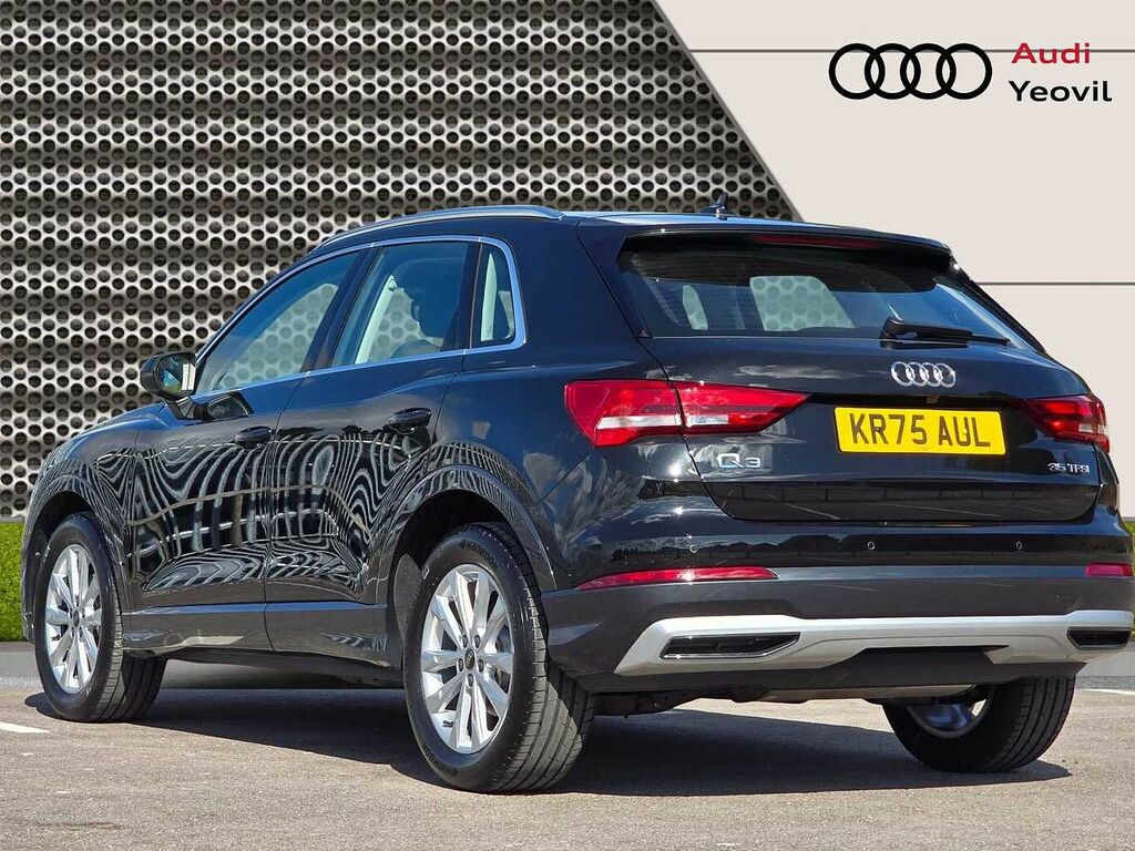 Audi Q3 Sport 35 Tfsi 150 Ps S Tronic Black #3