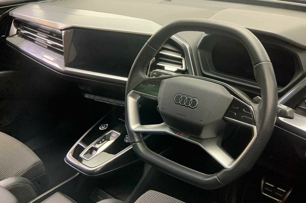Audi Q4 E Tron Q4 S Line 35 E-tron 125,00 Kw Purple #6
