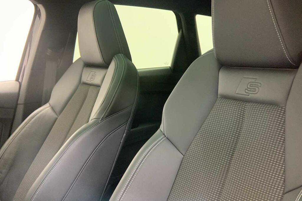 Audi Q4 E Tron 50 Sport Suv Quattro 82Kwh 299 Grey #9